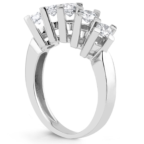 1.00 ct. D color HRD Sertifikalı SI Pırlanta Beştaş Alyans
