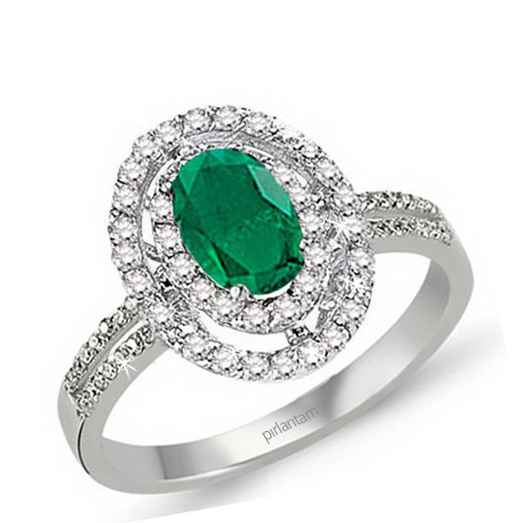 1.51 ct. Pırlanta Zümrüt Yüzük