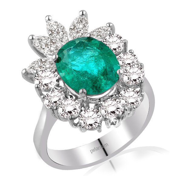5.63 ct. Pırlanta Zümrüt Yüzük