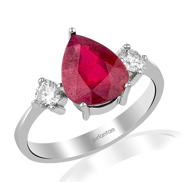2.37 ct. Pırlanta Yakut Yüzük