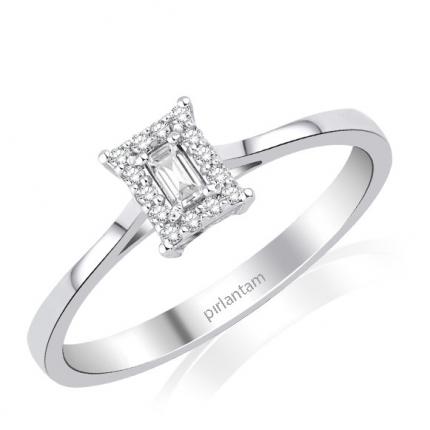 0.14 Ct. Pırlanta Baget Yüzük