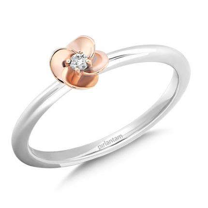 0.03 CT Pırlanta Yüzük