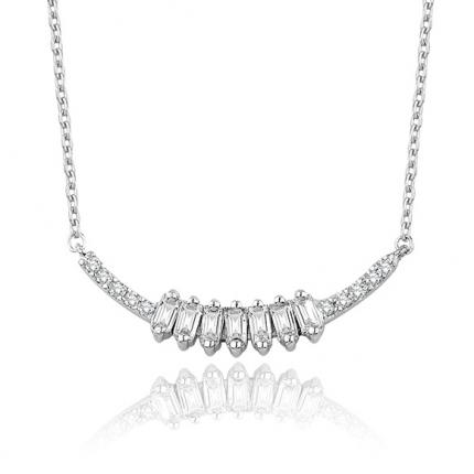 0.17 ct. Pırlanta Baget Kolye