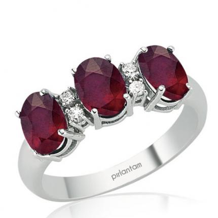 3.08 ct. Pırlanta Yakut Yüzük