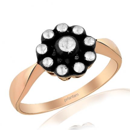 0.22 ct. Elmas Yüzük