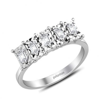 0.20 ct. Pırlanta Baget Yüzük