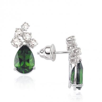 4.86 ct. Pırlanta Zümrüt Küpe